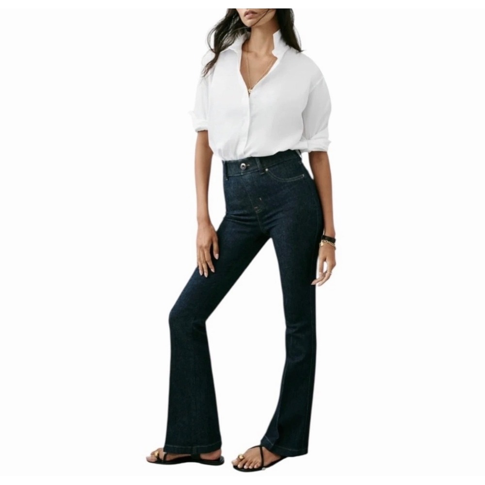 Spanx Women XL Tall Flare Jeans Dark Indigo Denim Pull On Slimming Pull on Boho